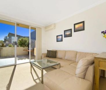 30/11-13 Oaks Avenue, Dee Why. - Photo 2