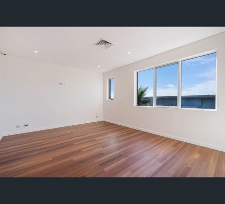 21/2 Boondilla, The Entrance, NSW 2261 - Photo 3
