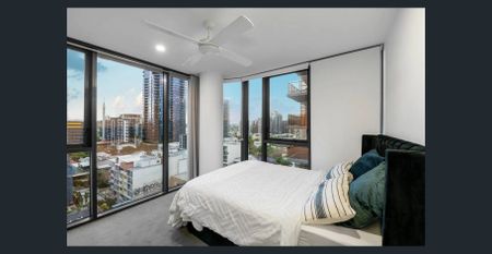 Spacious & Stylish Apartment in the Heart of South Brisbane! - Photo 3