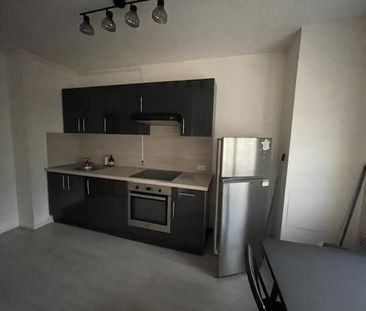 Location Appartement 2 pièces 33m² DECINES CHARPIEU 69150 - Photo 3