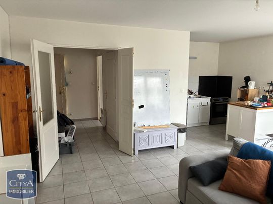 Location Appartement 2 pièces 48m² LYON 8ème - Photo 1