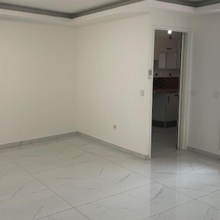 Location Appartement 60m² ST ANDRE 97440 - Photo 1