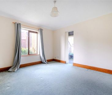 4 bedroom detached house to rent - Photo 6