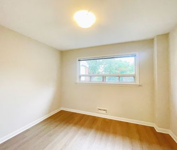 For Lease - 48 Lionel Heights Crescent, Toronto, Ontario - Photo 3