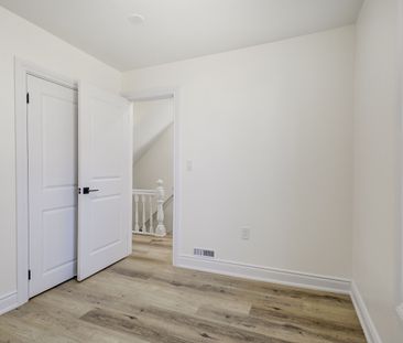 For Lease - 35 Fairleigh Avenue, Hamilton, Ontario - Photo 5