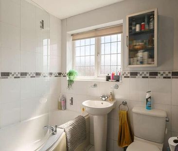 Kentwell Drive, Macclesfield, SK10 - Photo 3