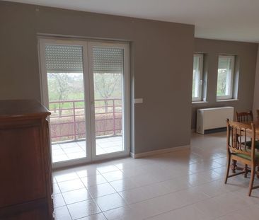 Appartement te huur - Photo 1