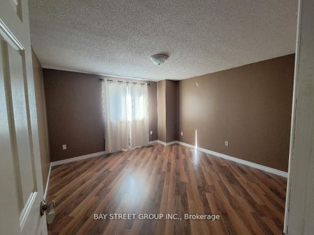 For Lease - 3503 Cherrington Crescent, Mississauga, Ontario - Photo 5