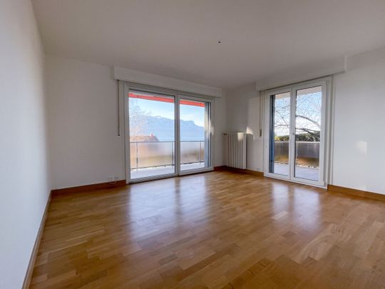 Spacious 5.5-room apartment with lake view - Photo 1