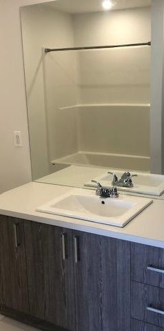 Appartement, logement à louer, Salaberry-de-Valleyfield 4 1/2 libre maintenant - Photo 1