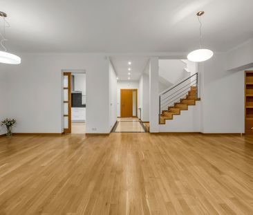 Komfortowy dom 236 m2 z pięknym ogrodem, Zawady - Photo 6