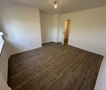 1. OG / 3 Zimmer mit Balkon - Photo 1