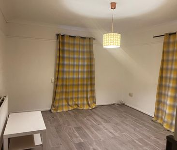 Room in a Shared Flat, Seeley Drive, SE21 - Photo 5