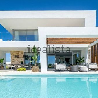 Alquiler de casa o chalet independiente en Calle 1 - Photo 1