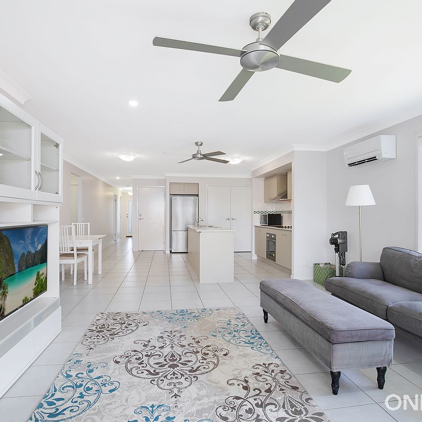 Redcliffe, address available on request - Photo 1