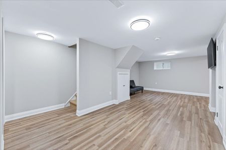 For Lease - 39 Reiner Road Unit# Lower, Toronto, Ontario - Photo 2
