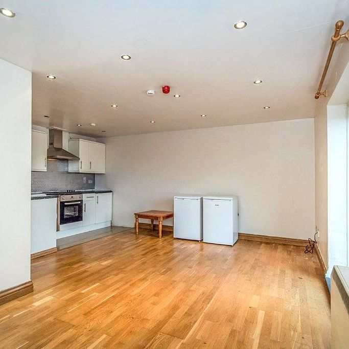 1 bedroom flat to rent - Photo 1