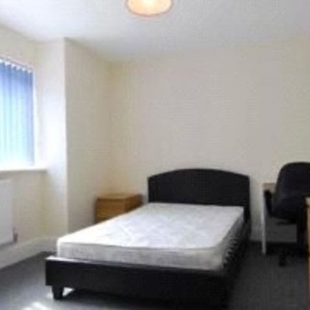 Quaker Lane, Plymouth, PL3 - Photo 3