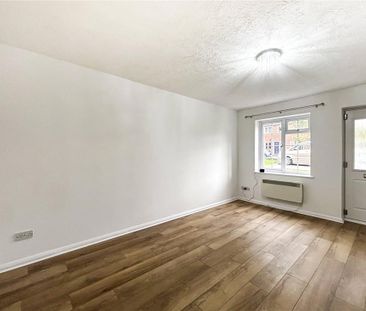 2 bedroom detached house to rent - Photo 5