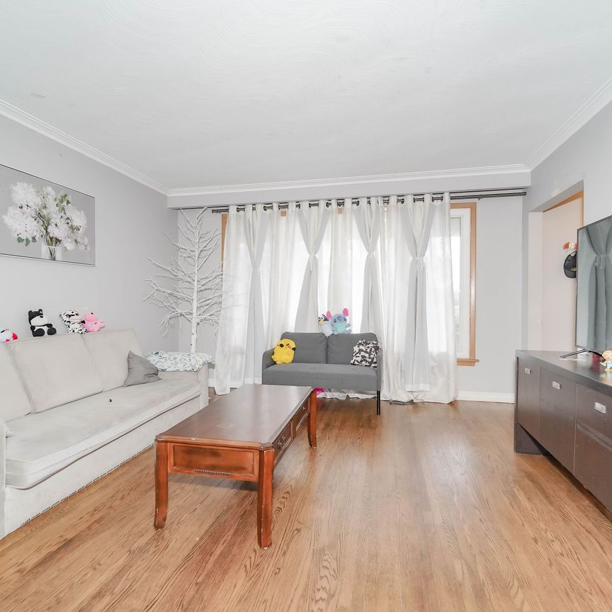 For Lease - 95 Stanley Road Unit# Upper, Toronto, Ontario - Photo 1