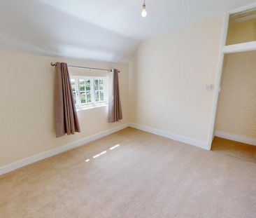 2 bedroom semi-detached house to rent - Photo 6