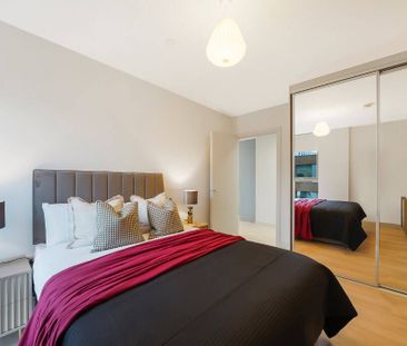 The Oakgate, KT22 7RZ, Surrey - Photo 5