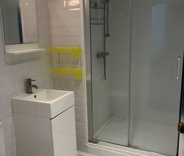 Room in a Shared House, Cheltenham Place, BN1 - Photo 2