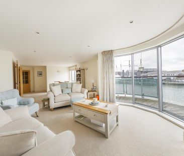 3 bedroom flat to rent - Photo 4
