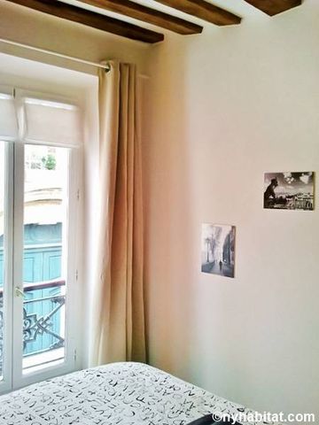 Logement à Paris, Location meublée - Photo 2