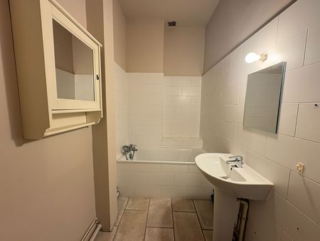 Location Appartement 3 pièces 66m² - Photo 4