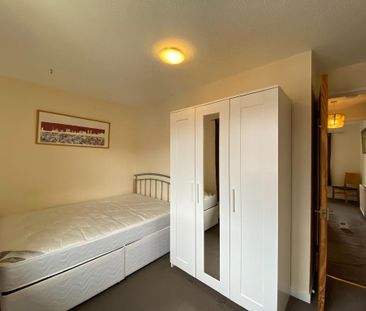 2 bedroom terraced house to rent - Photo 6