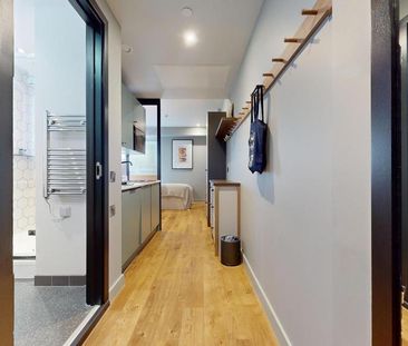 Studio to rent - Photo 6
