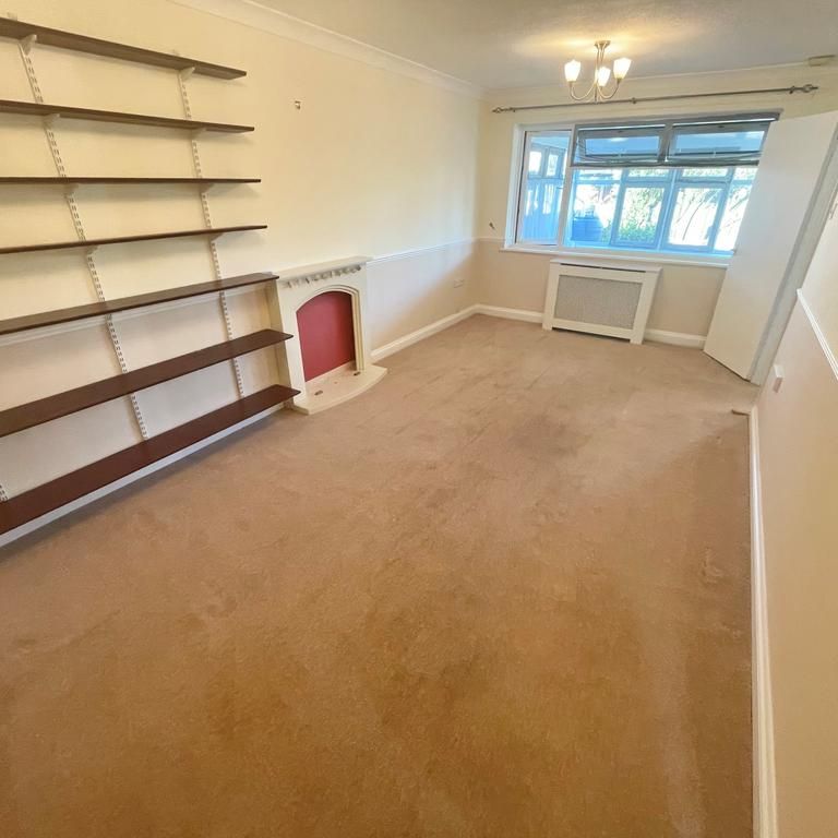 2 bedroom bungalow to rent - Photo 1