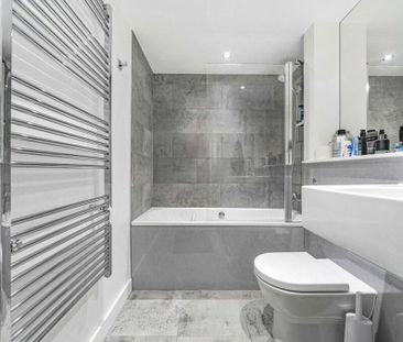 2 bedroom flat to rent - Photo 4