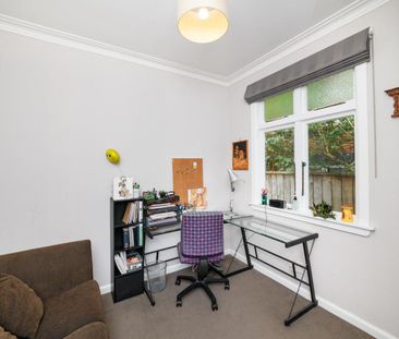 Heart-warming Hardie Street home - Photo 3