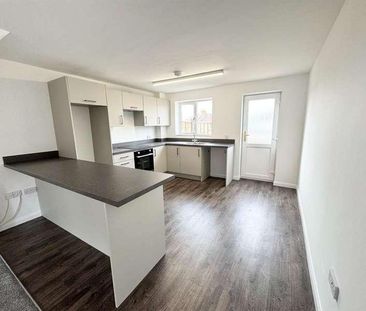 West View, Cinderford, GL14 - Photo 4