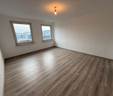 Moderne 3-Zimmer-Wohnung nach Komplettsanierung - Photo 3