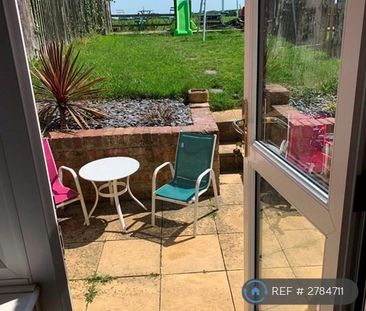 3 bedroom terraced house to rent - Photo 6