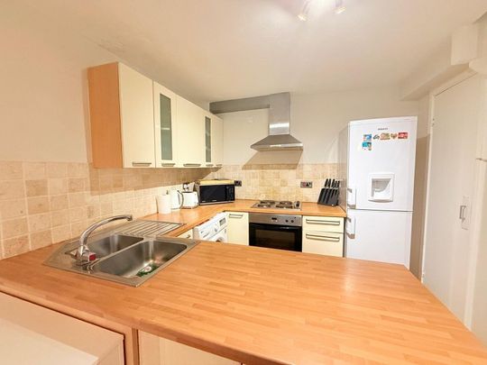 The Orchard, Lightwater - 1 bedroomProperty for lettings - Seymours - Photo 1