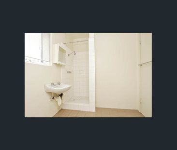 Studio Apartment in Prime Richmond Location - Photo 3