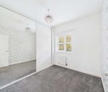 3 bedroom detached house to rent - Photo 3