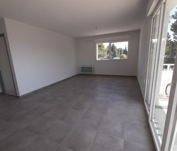 Location Appartement 3 pièces 59m² NIMES 30000 - Photo 1