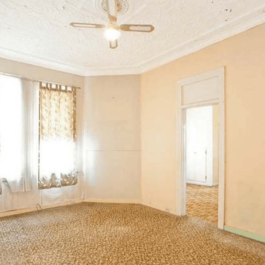 HOUSE FOR RENT IN CARLTON!!!! - Photo 1