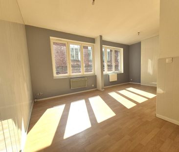 Location Appartement 2 pièces 50m² ROUBAIX 59100 - Photo 5