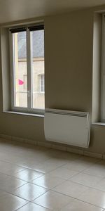 A louer studio - centre ville de Carentan - 2e étage - Photo 4