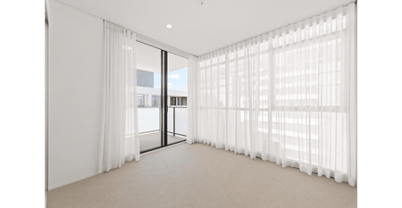 Convenience at Your Doorstep - Photo 2