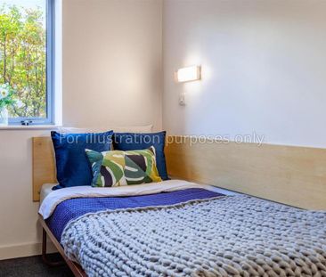 1 bedroom in a flat share to rent - Photo 4
