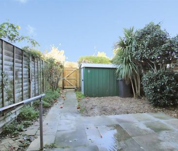 2 bedroom terraced house to rent - Photo 6