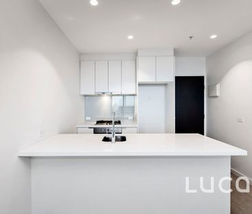 Well Positioned 2 bed 1 bath in Southbank - Photo 3