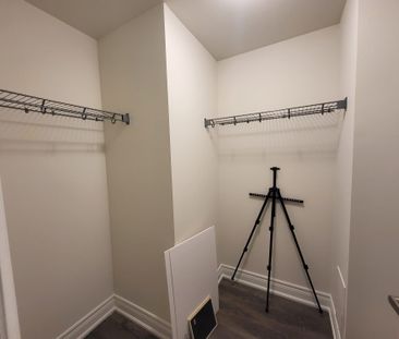 For Lease - 98 Wraggs Road Unit# Bsmt, Bradford West Gwillimbury, O... - Photo 3